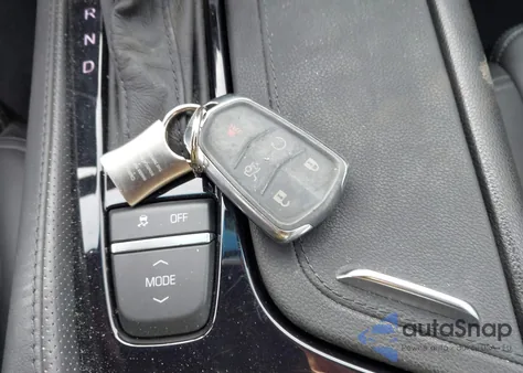 2015 Cadillac Cts Luxury z USA, uszkodzony, nr VIN 1G6AX5S38F0142547